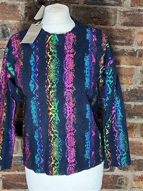 discounted designer-style apparel